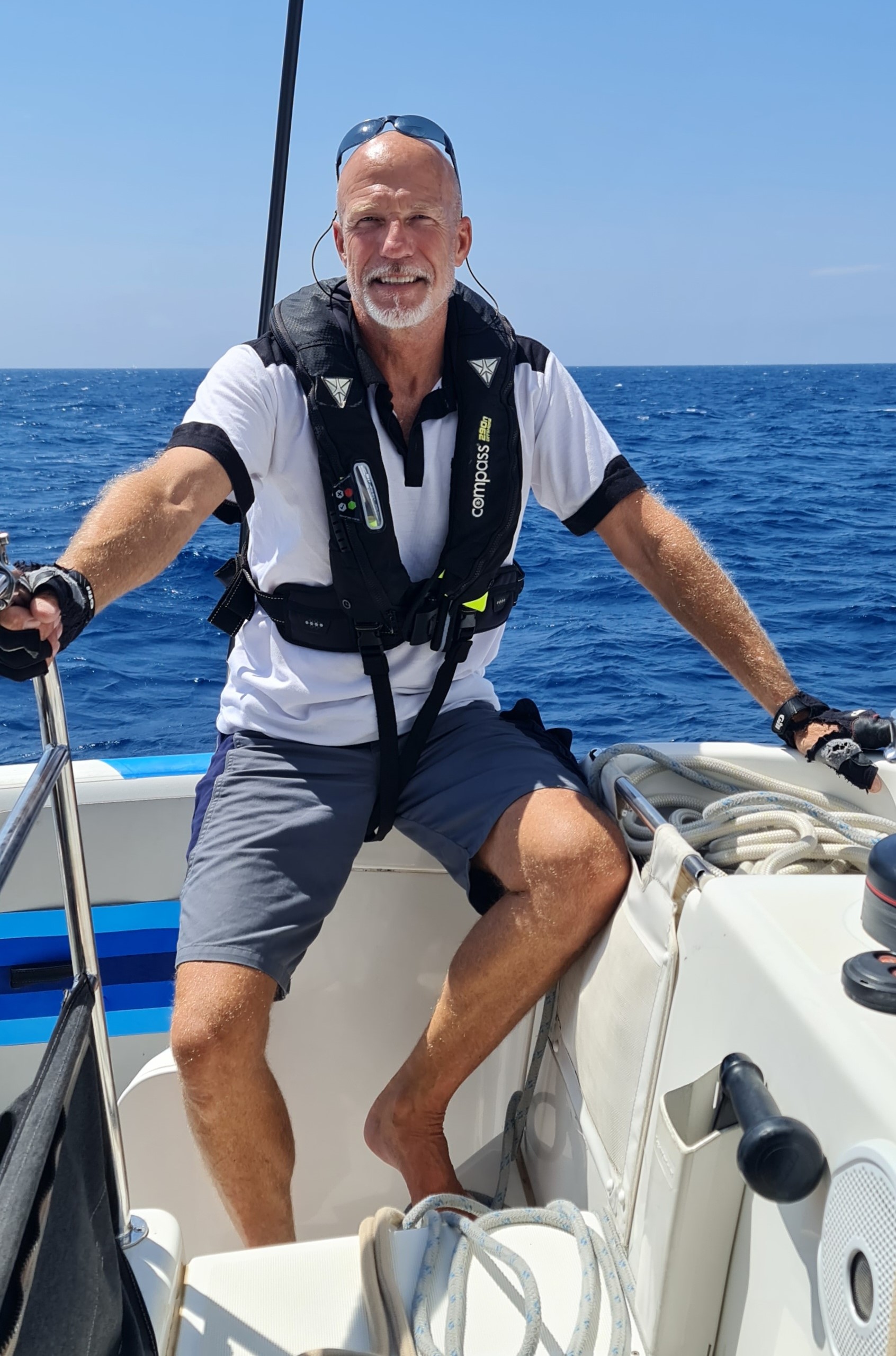 Daniel Giessler in life jacket and offshore gear